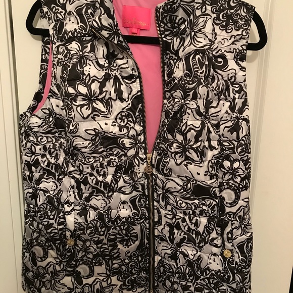Lily Pulitzer puffer vest panda Latge